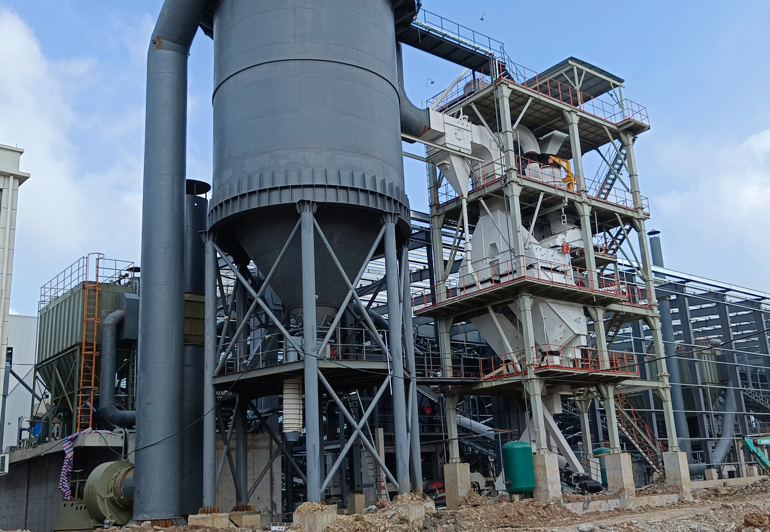 干法制砂樓成品砂品質(zhì)卓越，引領(lǐng)行業(yè)新潮流